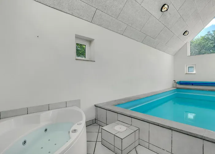 Amazing In With Sauna Сasa de vacaciones *